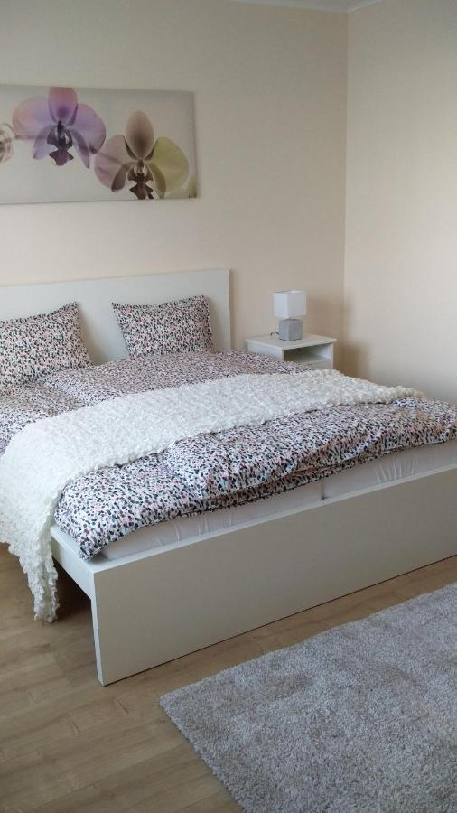 River Side Apartman كالوكسا المظهر الخارجي الصورة